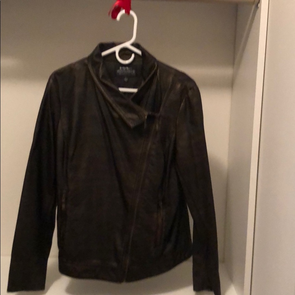Montanaco Vegan Leather Jacket w/ Zip Off Collar